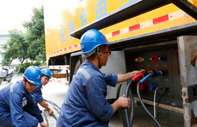 青島棘洪灘靜音發電車出租